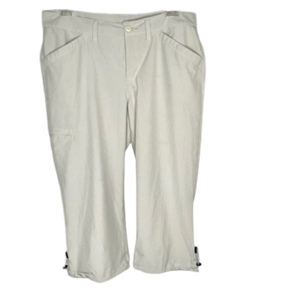 Eddie Bauer Cinchable Rainier Capris - Pumice - 12 - Picture 3 of 9